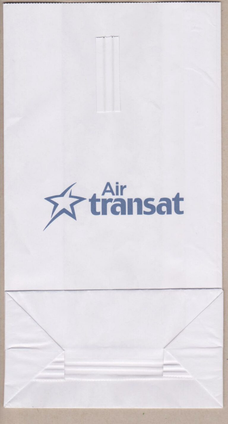 air transat hold luggage